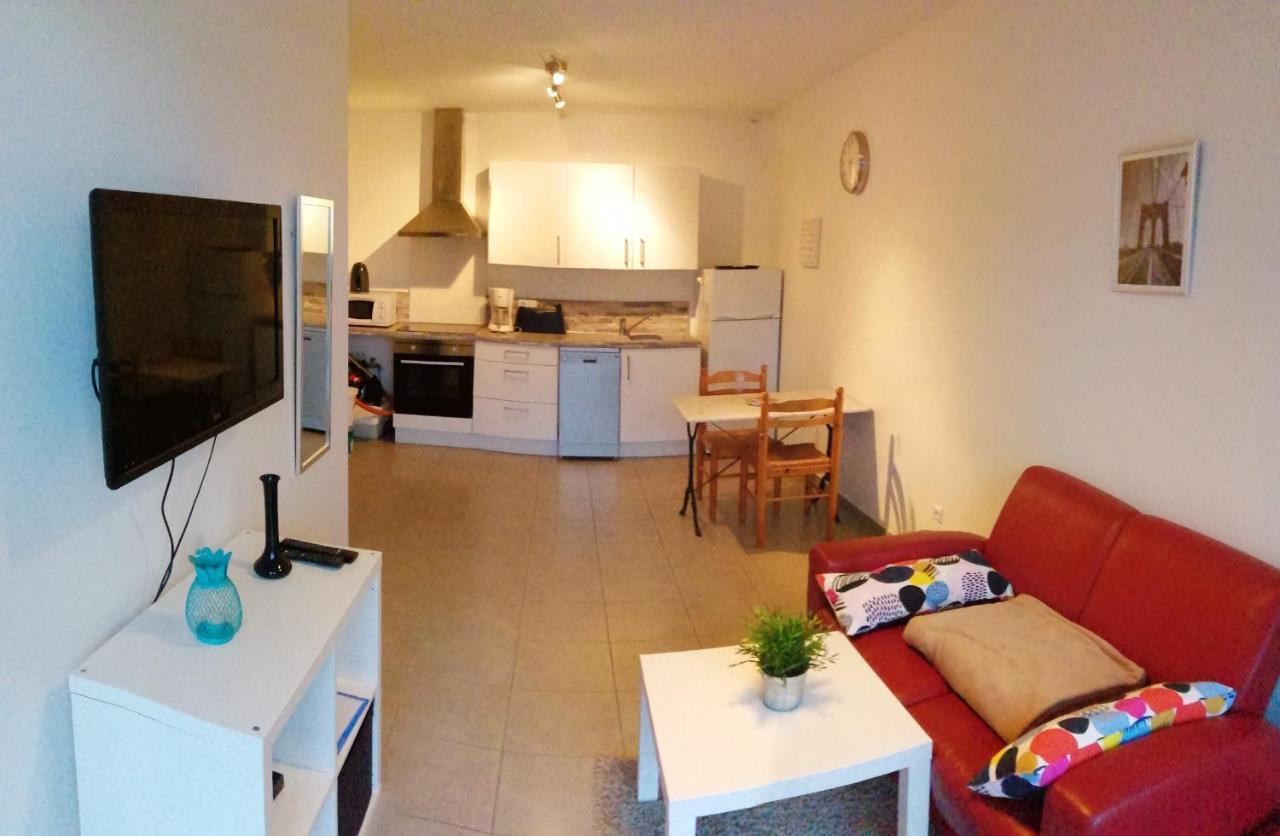Residence Les Plus Pres Jonzac Eksteriør bilde